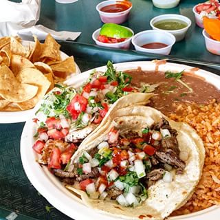Instagram photo by jann_bam - My new home has great perks. Tacos for daysss. 🙌 #foodporn #instafood #foodstagram #eeeeeats #calieats #myfab5 #f52grams #eatfamous